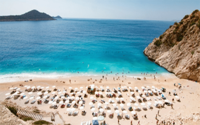 Turkey upbeat on tourism growth for 2023