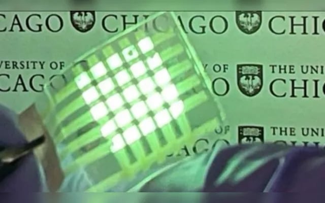 Engineers create flexible OLED display for wearables