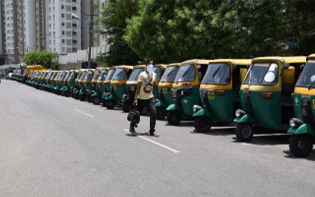 Pvt transporters' shutdown call against free travel scheme gets good response in Karnataka